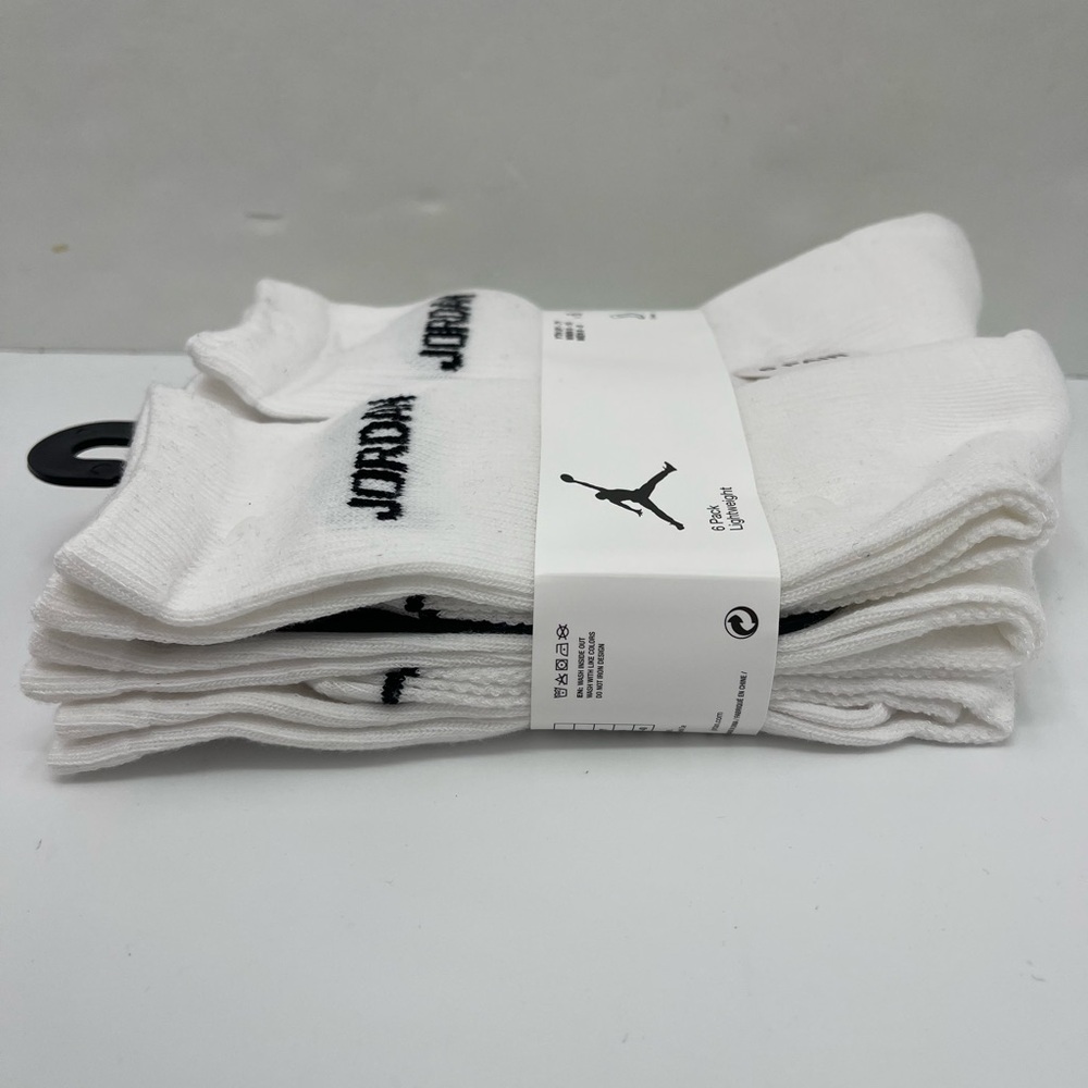 JORDAN JUMPMAN CREW Socks 
6PK

Style XJ0130-001 - Picture 15 of 16